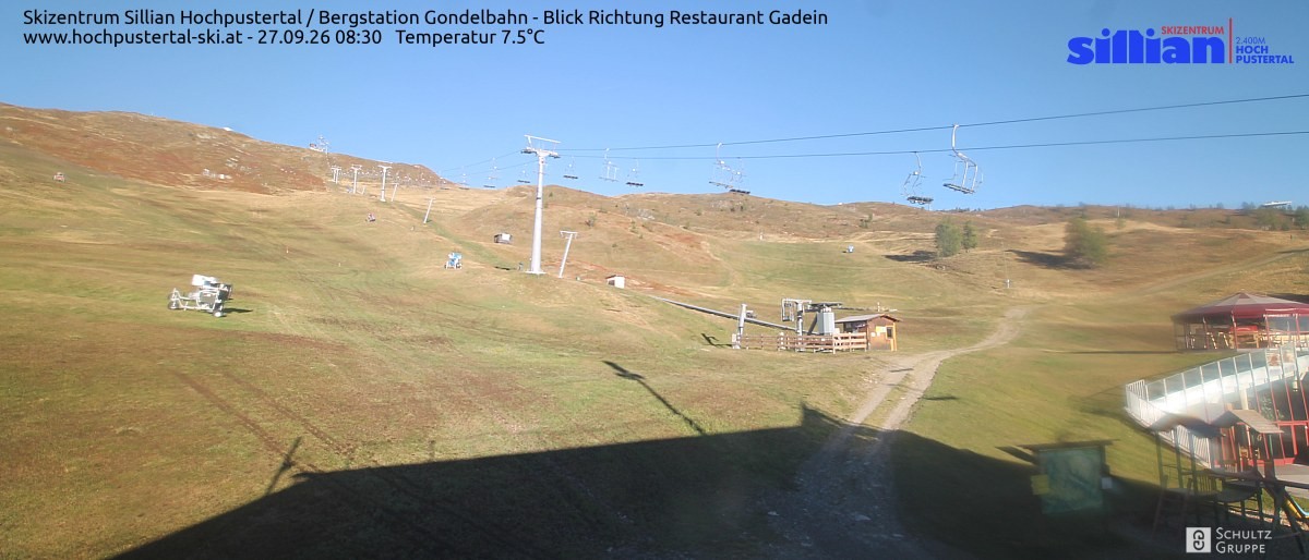 Archiv Foto Webcam Bergstation Gondelbahn in Sillian