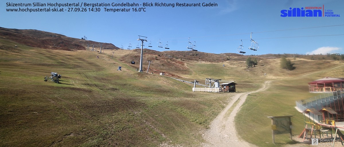 Archiv Foto Webcam Bergstation Gondelbahn in Sillian