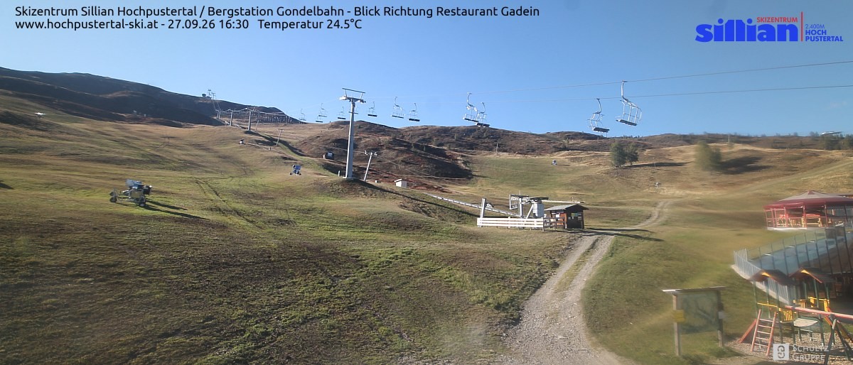 Archiv Foto Webcam Bergstation Gondelbahn in Sillian