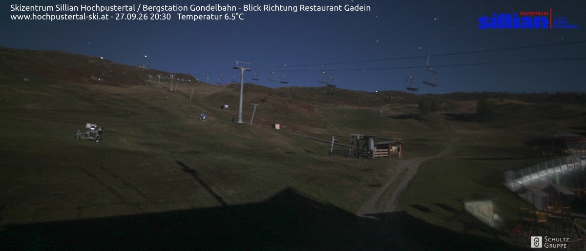 Archiv Foto Webcam Bergstation Gondelbahn in Sillian