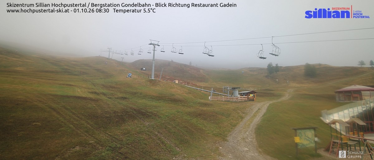 Archiv Foto Webcam Bergstation Gondelbahn in Sillian