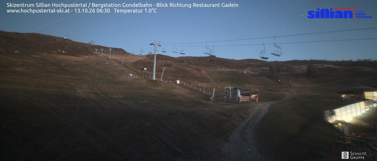 Archiv Foto Webcam Bergstation Gondelbahn in Sillian