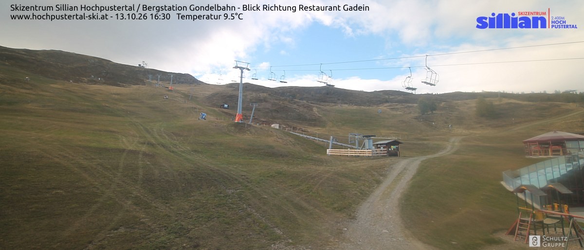 Archiv Foto Webcam Bergstation Gondelbahn in Sillian
