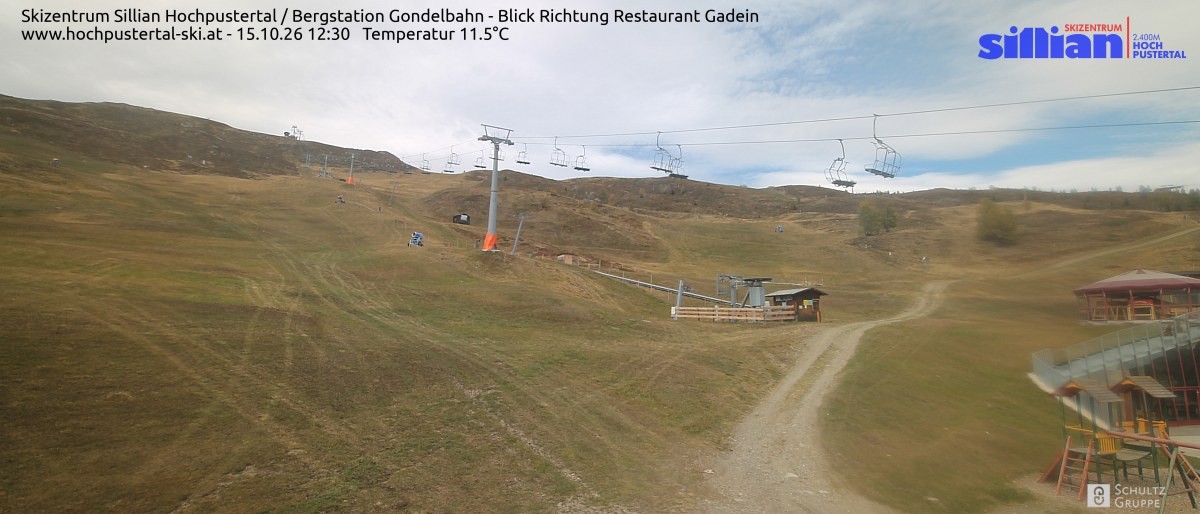 Archiv Foto Webcam Bergstation Gondelbahn in Sillian