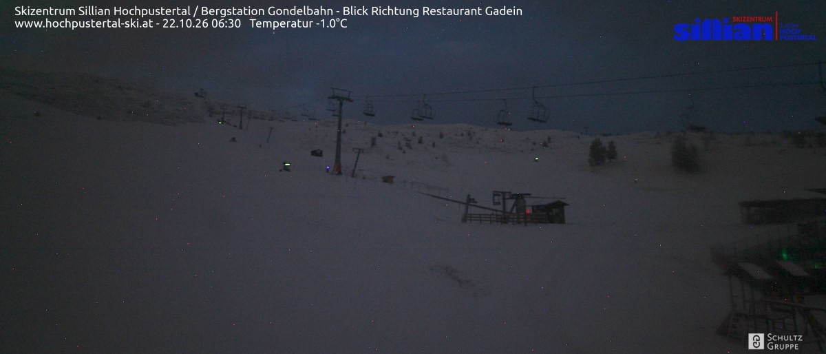 Archiv Foto Webcam Bergstation Gondelbahn in Sillian