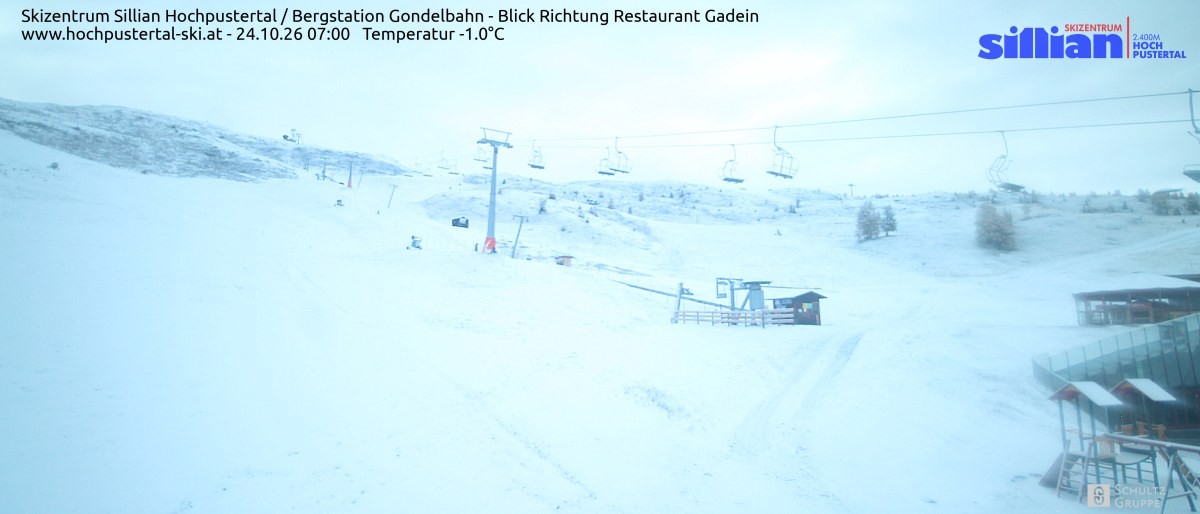 Archiv Foto Webcam Bergstation Gondelbahn in Sillian