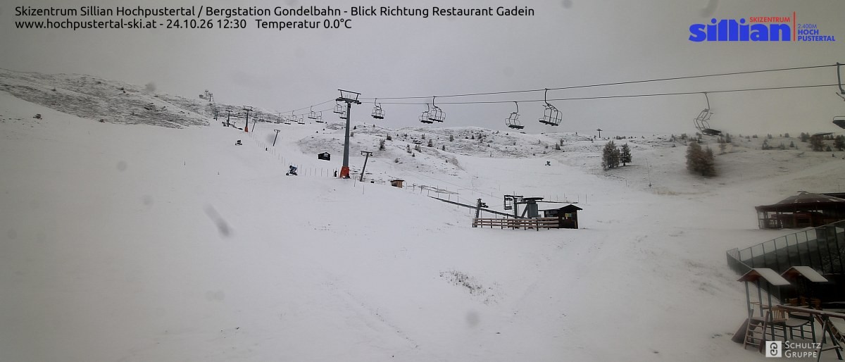 Archiv Foto Webcam Bergstation Gondelbahn in Sillian