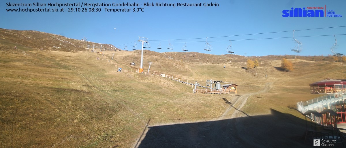 Archiv Foto Webcam Bergstation Gondelbahn in Sillian