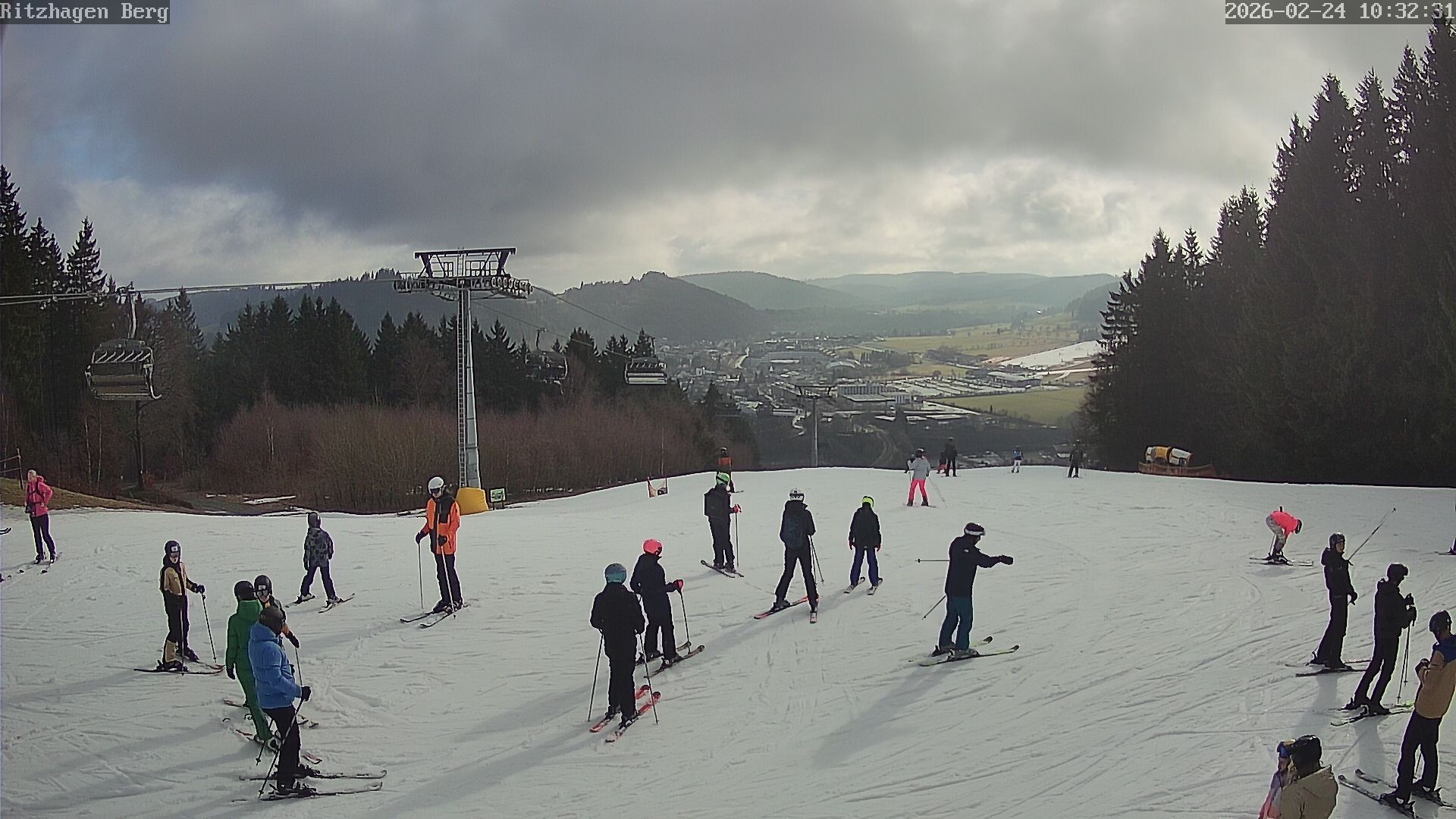 Archiv Foto Webcam Willingen: Ausblick Bergstation Ritzhagen