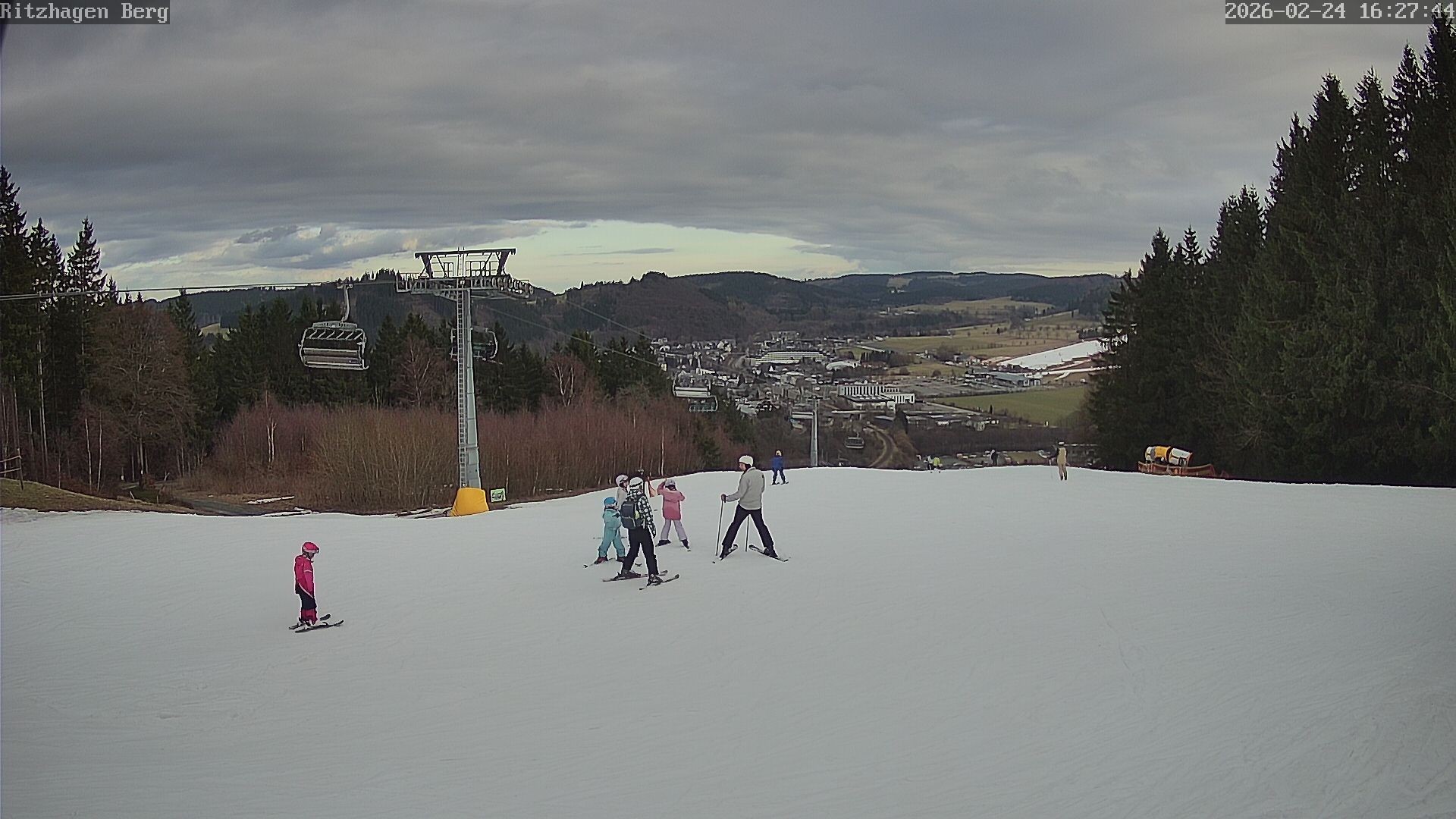 Archiv Foto Webcam Willingen: Ausblick Bergstation Ritzhagen