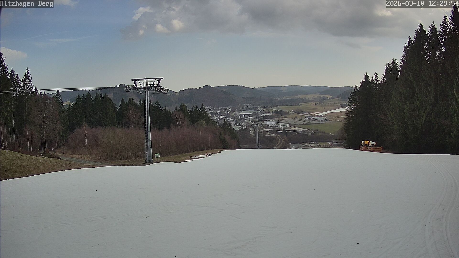 Archiv Foto Webcam Willingen: Ausblick Bergstation Ritzhagen