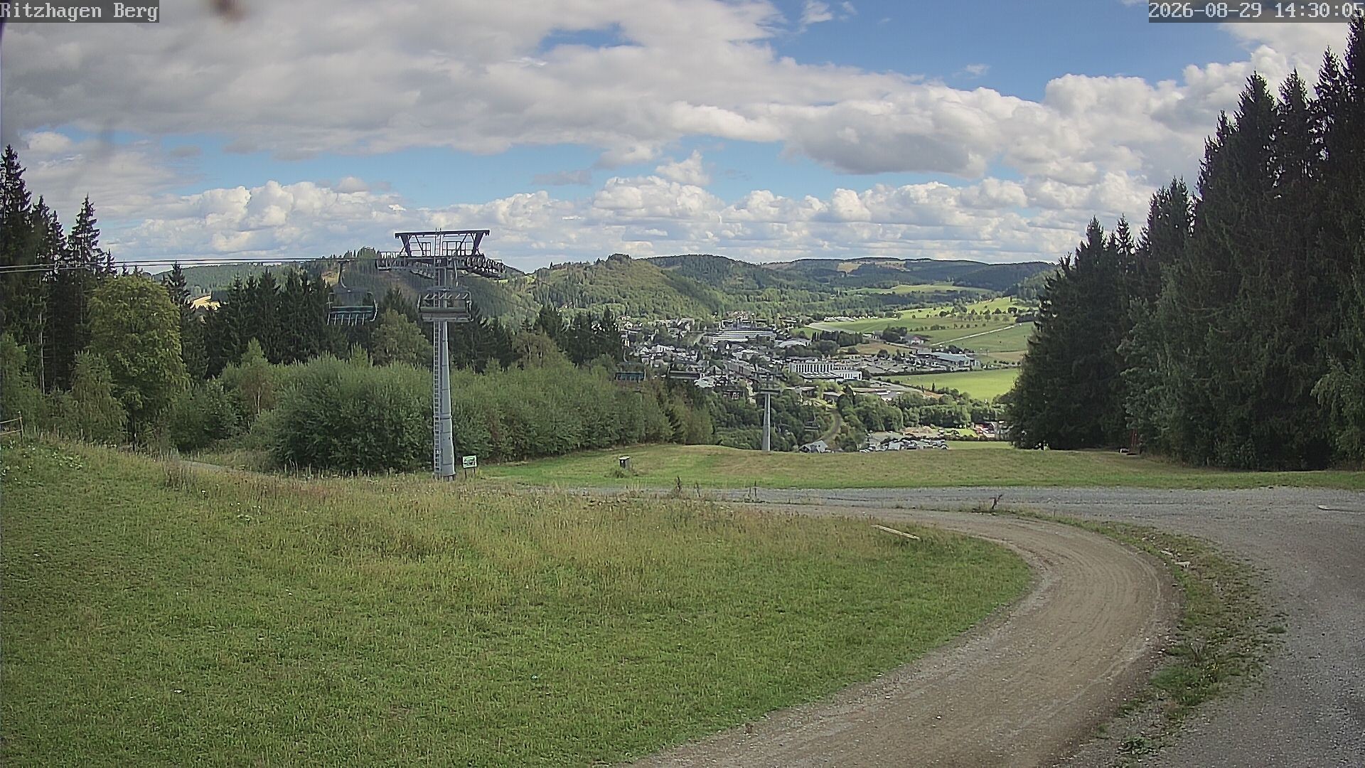 Archiv Foto Webcam Willingen: Ausblick Bergstation Ritzhagen