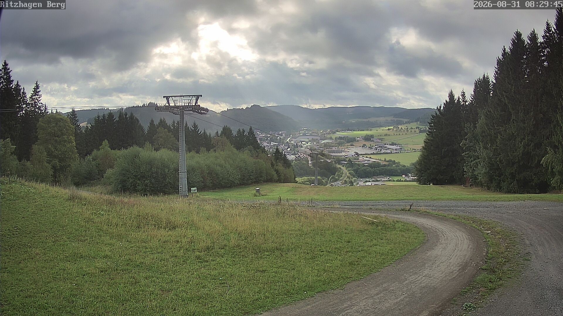 Archiv Foto Webcam Willingen: Ausblick Bergstation Ritzhagen