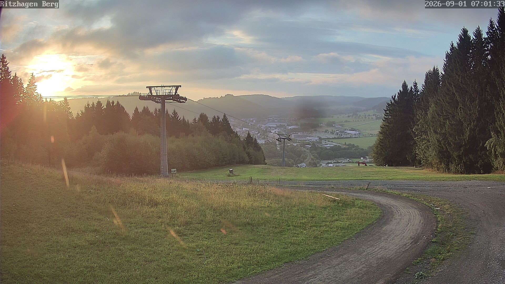 Archiv Foto Webcam Willingen: Ausblick Bergstation Ritzhagen