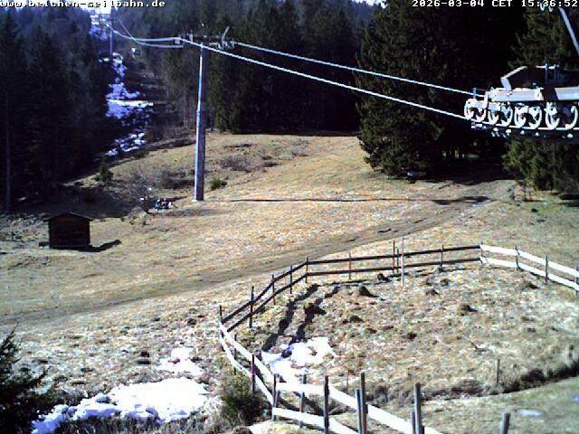 Archived image Webcam Base station of Belchen-Cablecar