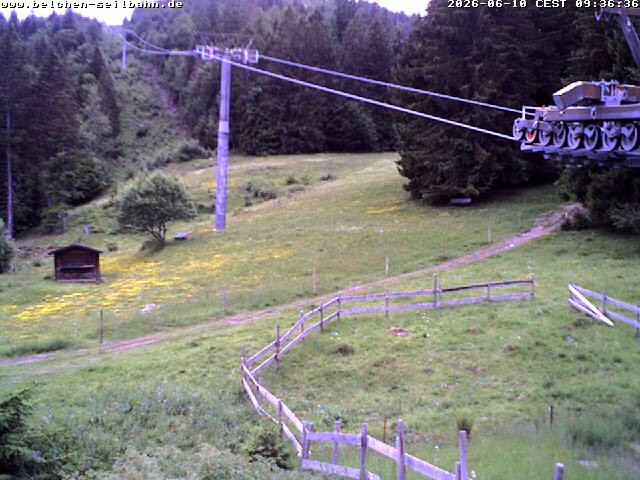 Archived image Webcam Base station of Belchen-Cablecar