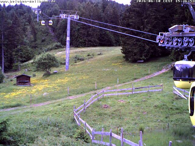 Archived image Webcam Base station of Belchen-Cablecar
