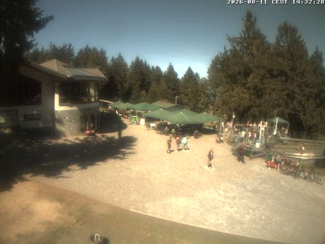 Archiv Foto Webcam Ski- und Rodelarena Wasserkuppe in der Rhön