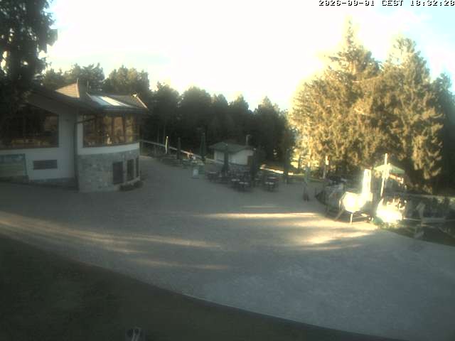 Archiv Foto Webcam Ski- und Rodelarena Wasserkuppe in der Rhön