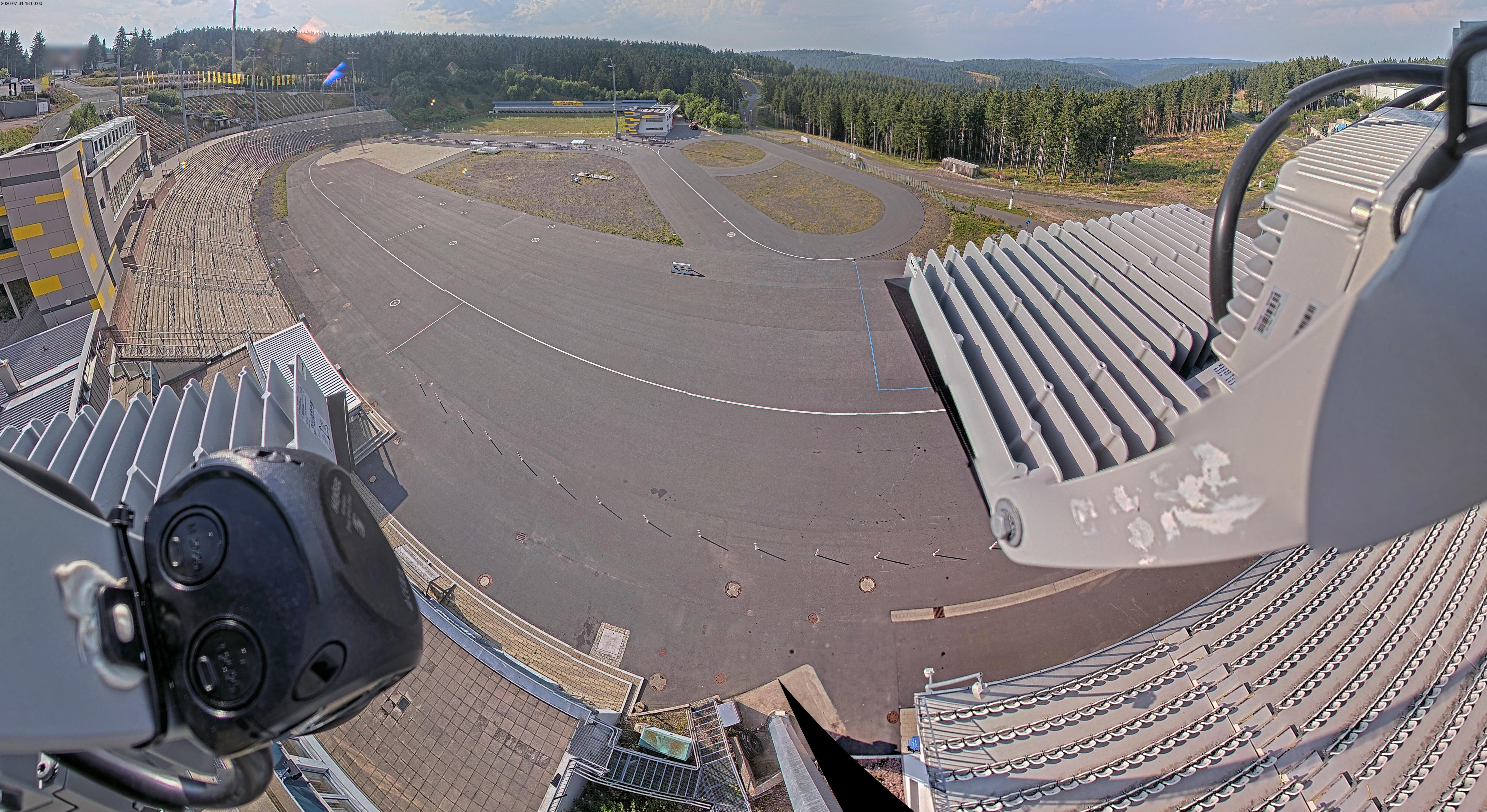 Archiv Foto Webcam Oberhof: Blick ins Biathlonstadion