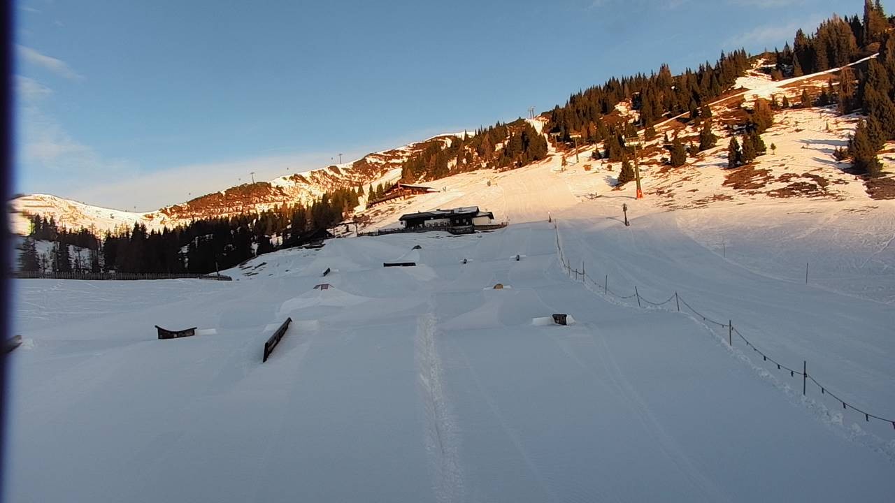 Archiv Foto Webcam Snowpark Flachauwinkl
