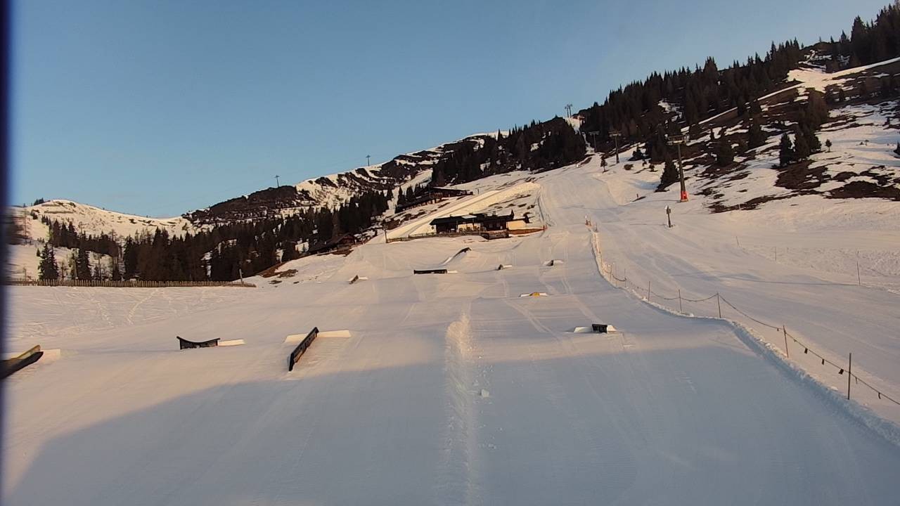 Archiv Foto Webcam Snowpark Flachauwinkl