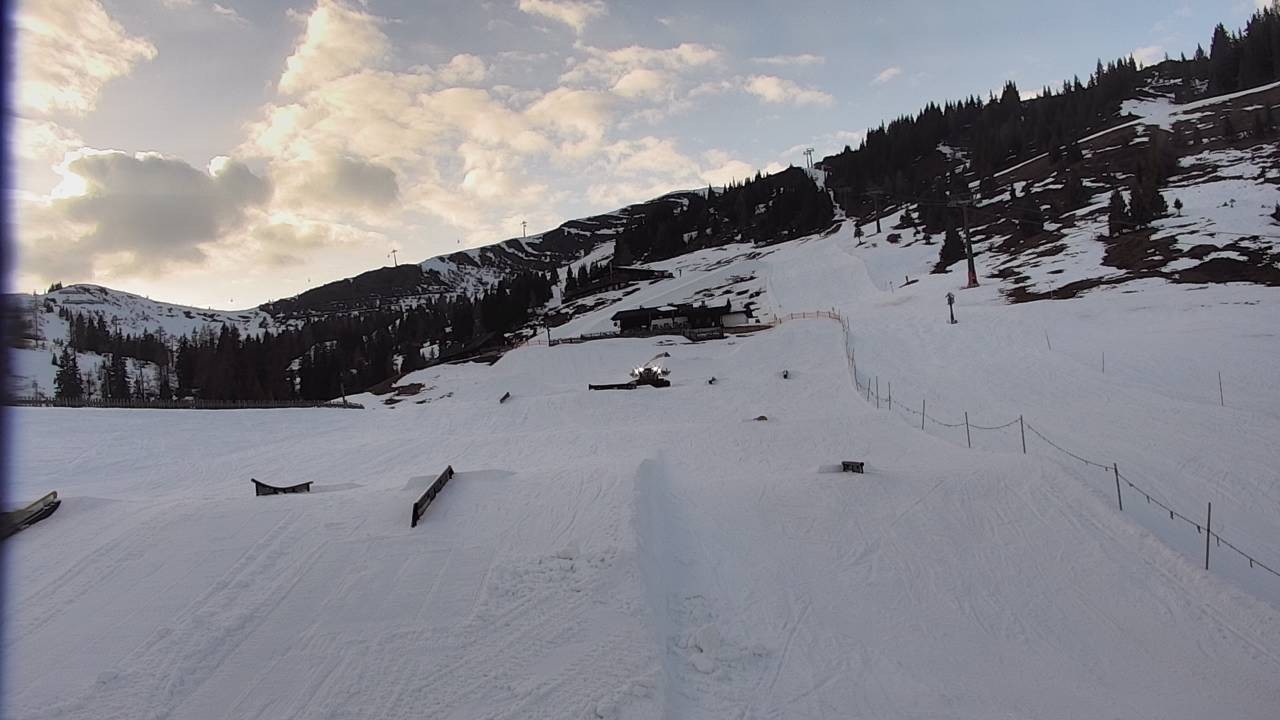 Archiv Foto Webcam Snowpark Flachauwinkl