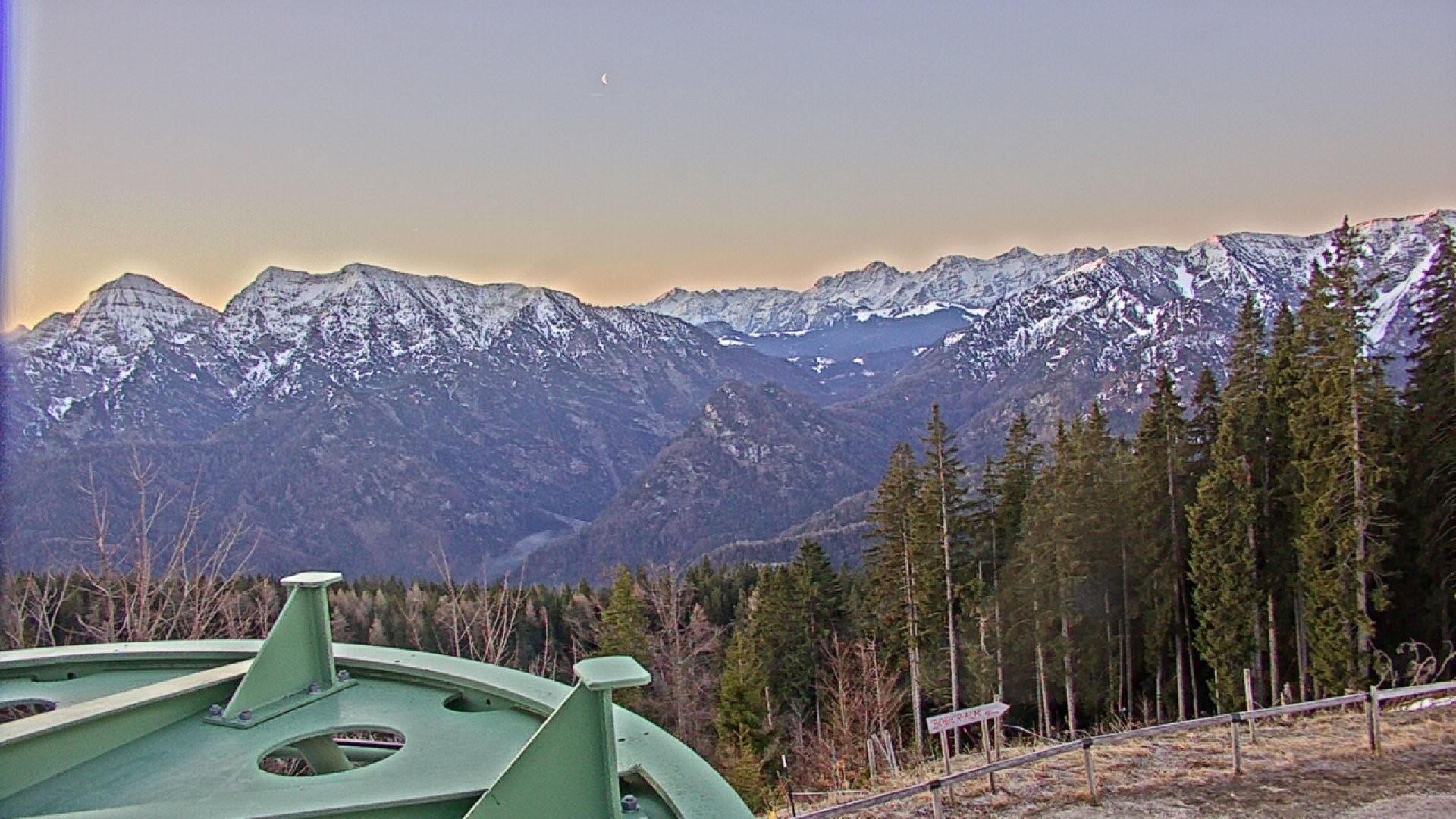 Archiv Foto Webcam Ruhpolding: Bergstation am Unternberg