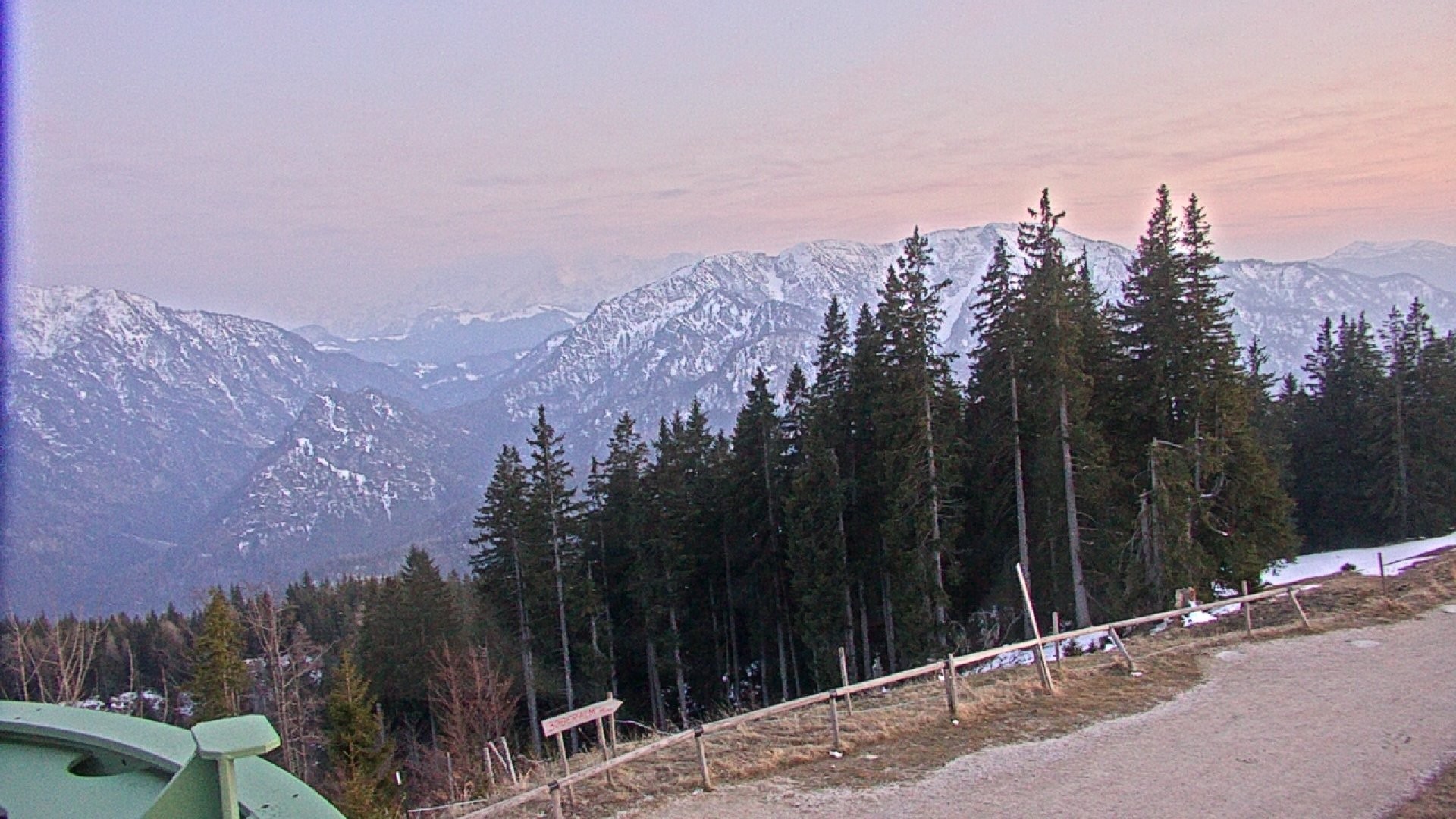 Archiv Foto Webcam Ruhpolding: Bergstation am Unternberg