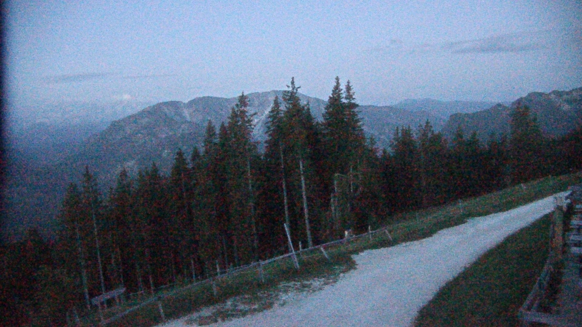 Archived image Webcam Ruhpolding: Top station Unternberg