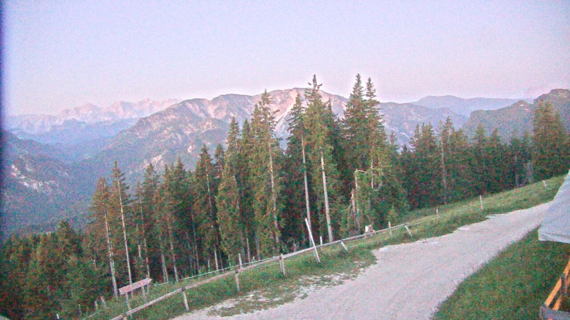 Archiv Foto Webcam Ruhpolding: Bergstation am Unternberg