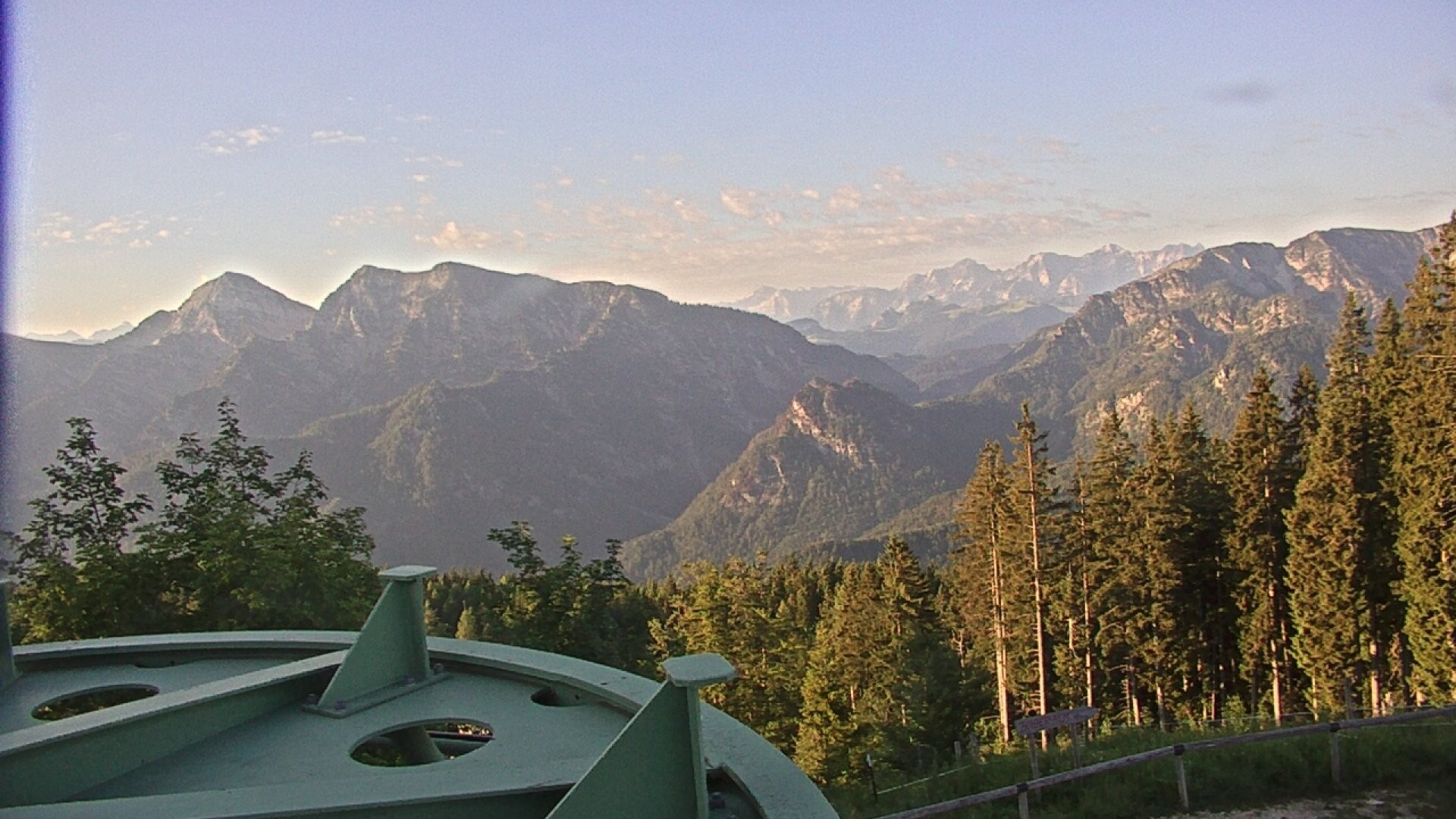 Archiv Foto Webcam Ruhpolding: Bergstation am Unternberg