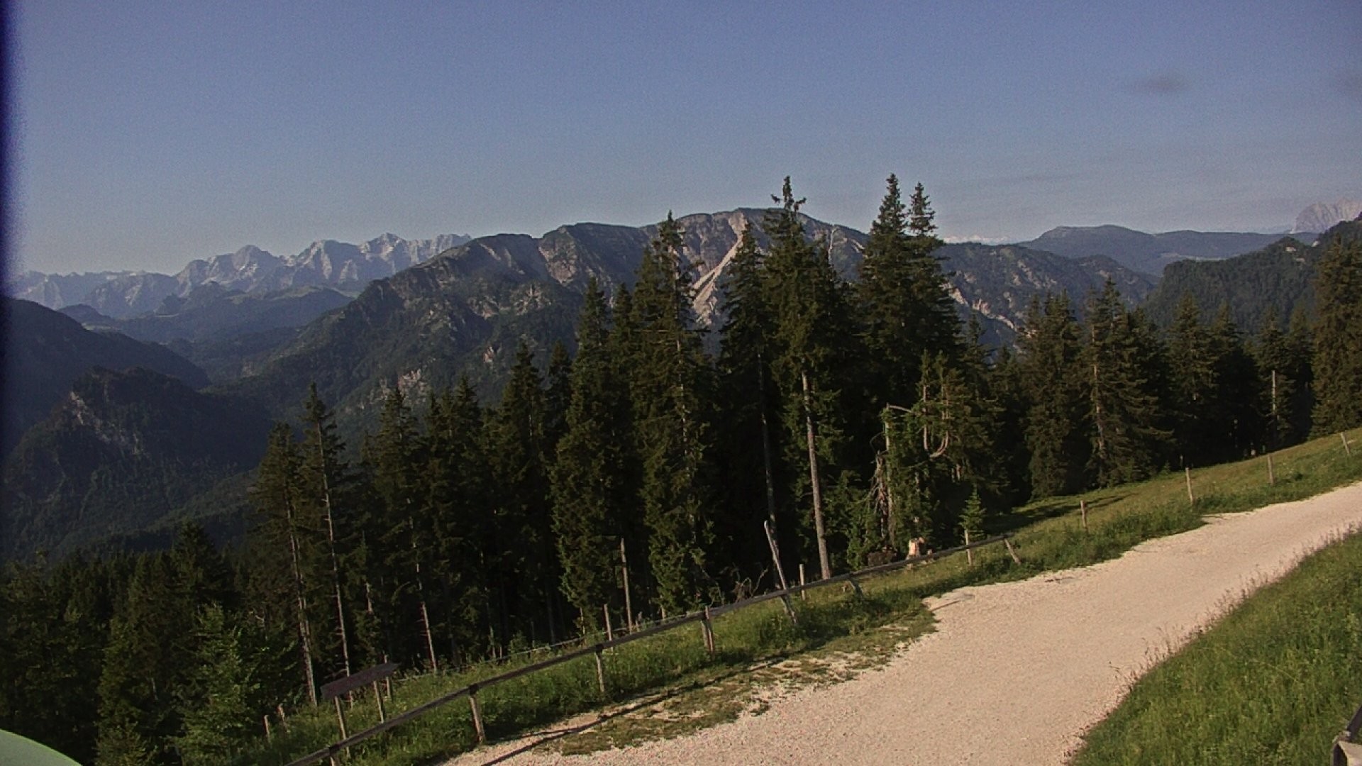 Archiv Foto Webcam Ruhpolding: Bergstation am Unternberg