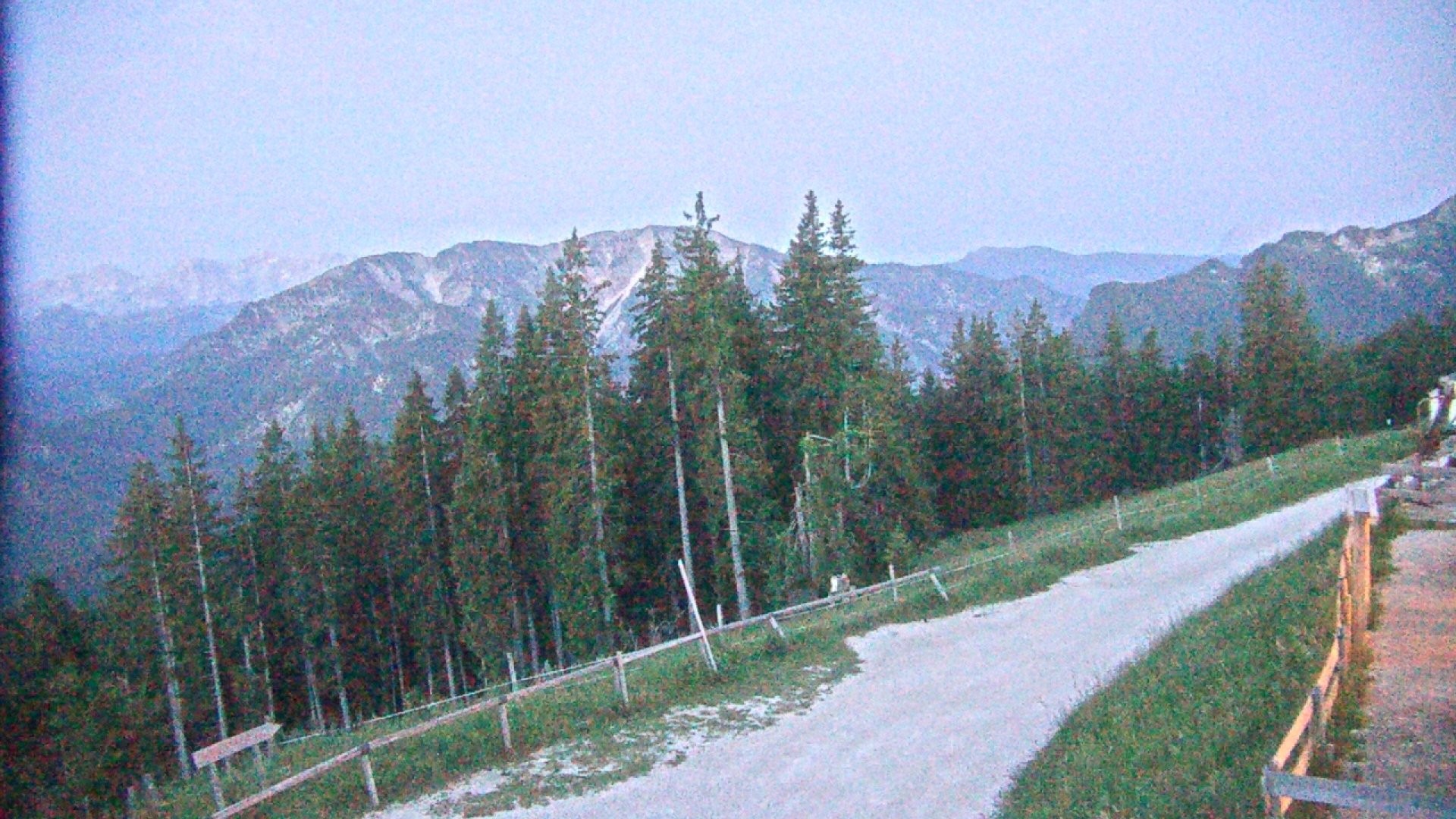 Archiv Foto Webcam Ruhpolding: Bergstation am Unternberg
