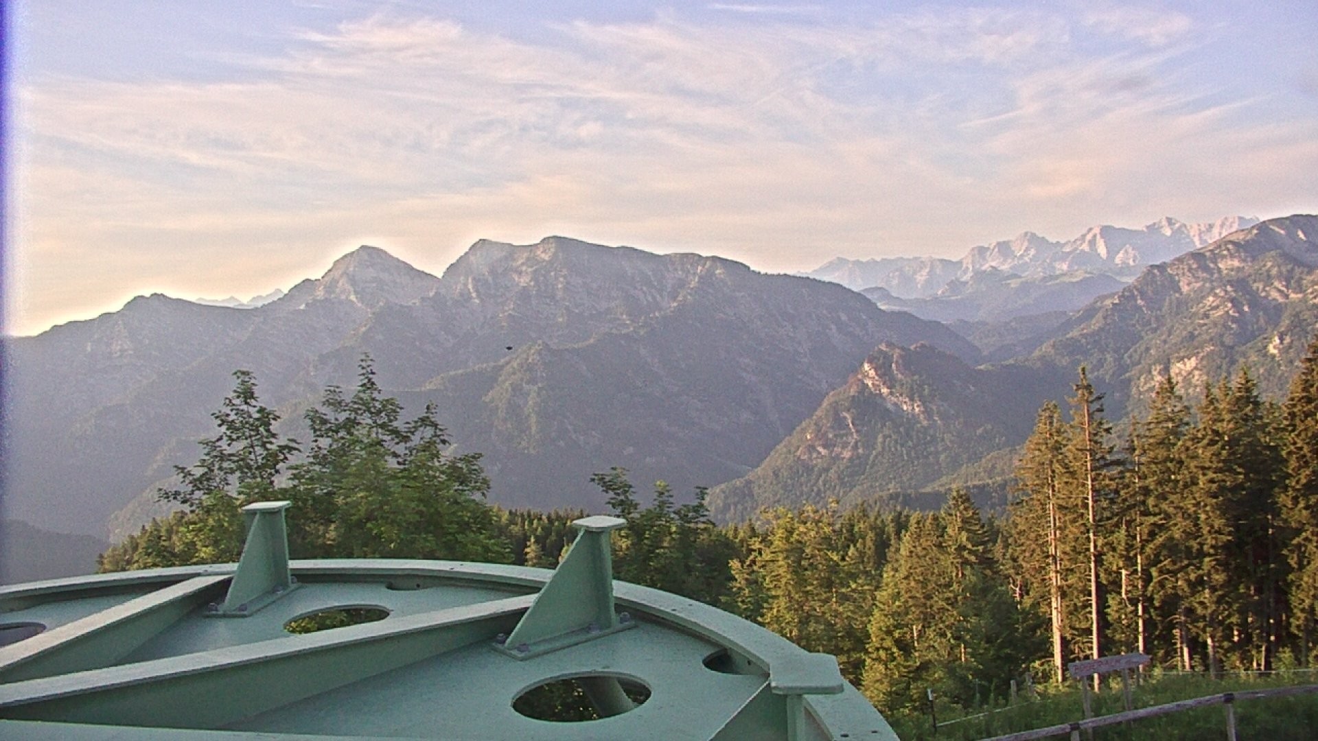 Archiv Foto Webcam Ruhpolding: Bergstation am Unternberg