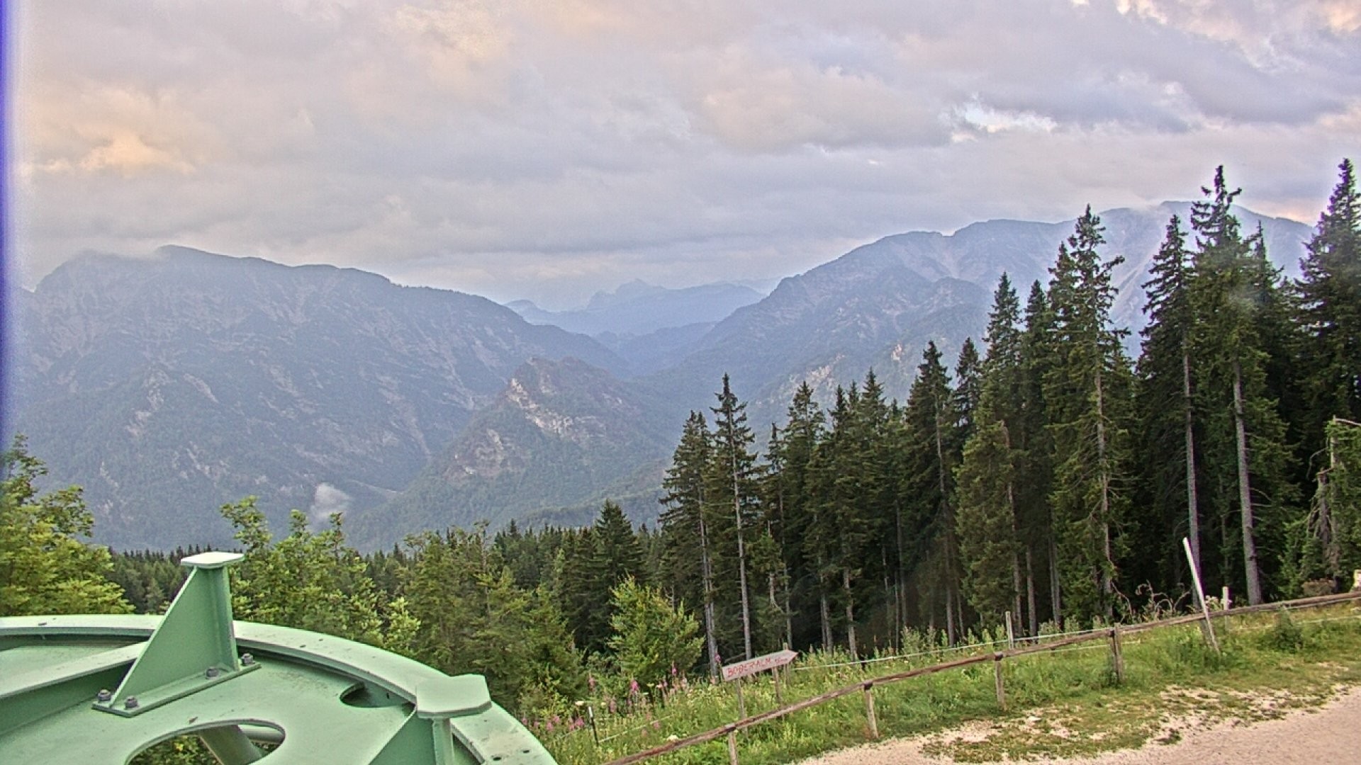 Archiv Foto Webcam Ruhpolding: Bergstation am Unternberg