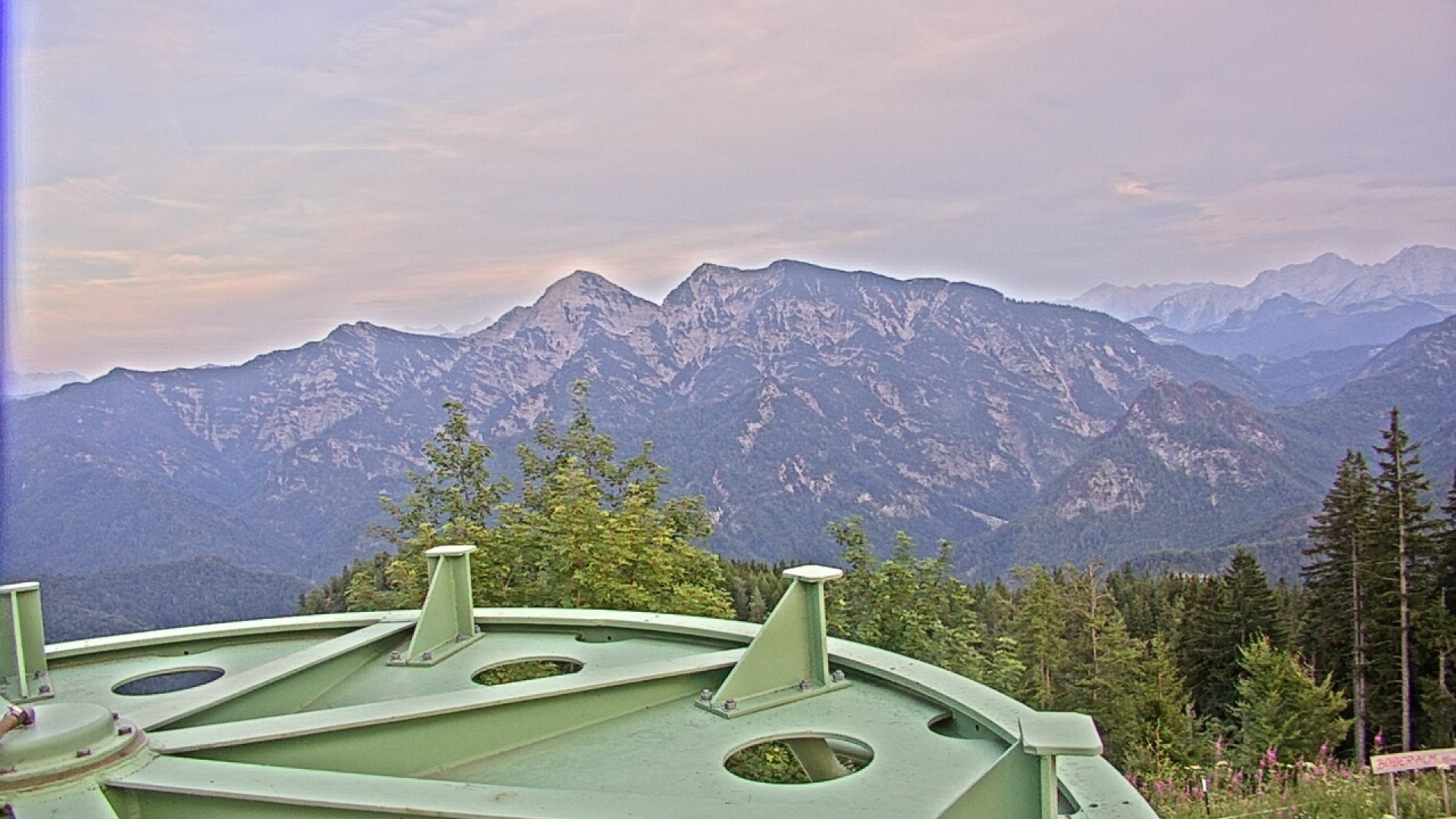 Archived image Webcam Ruhpolding: Top station Unternberg