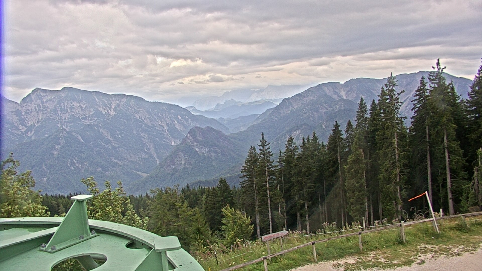 Archived image Webcam Ruhpolding: Top station Unternberg