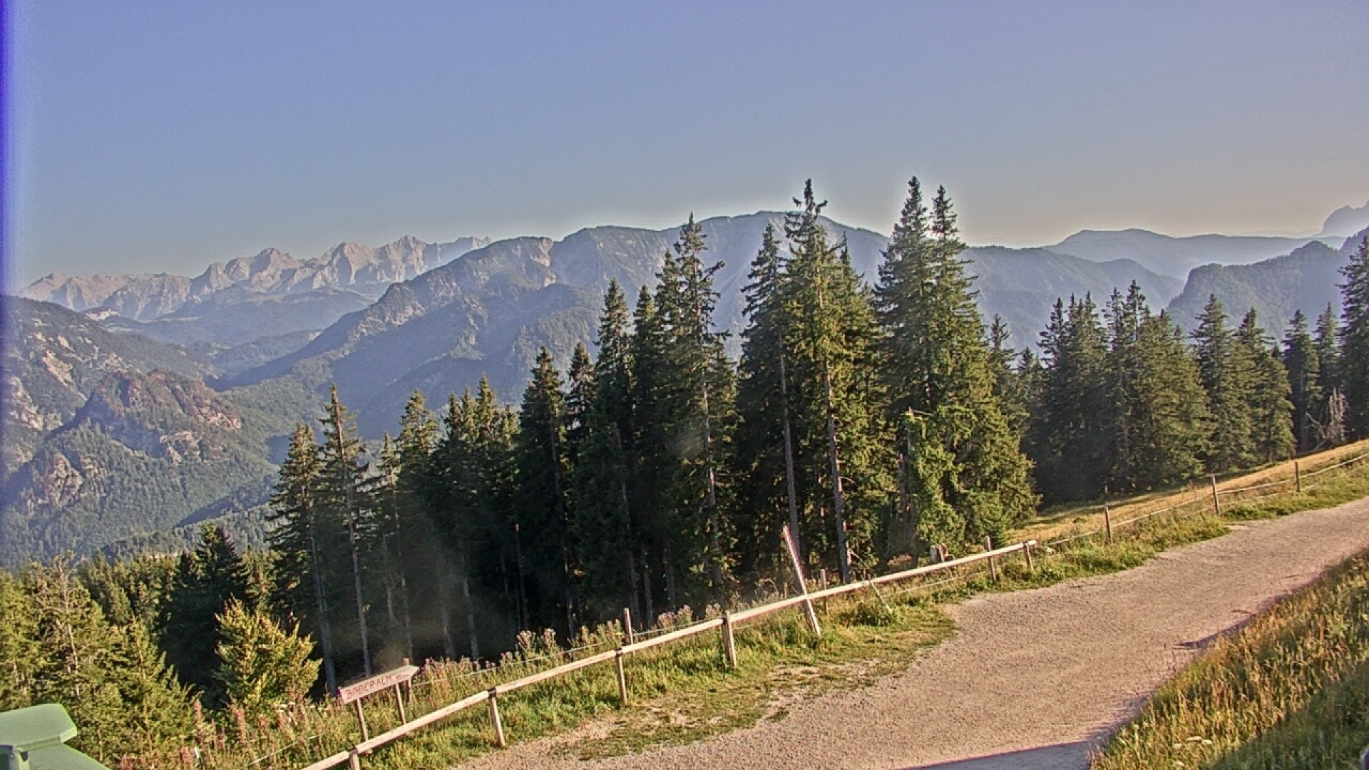 Archiv Foto Webcam Ruhpolding: Bergstation am Unternberg