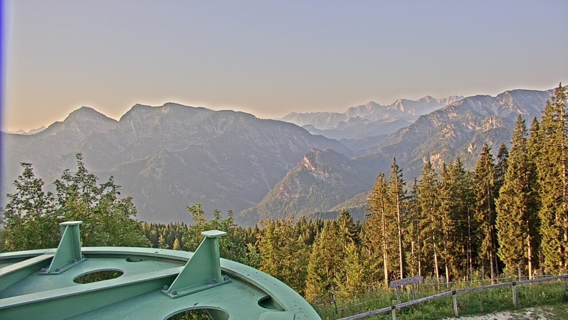 Archiv Foto Webcam Ruhpolding: Bergstation am Unternberg