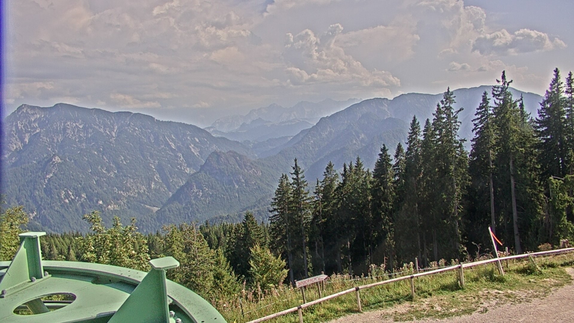 Archived image Webcam Ruhpolding: Top station Unternberg