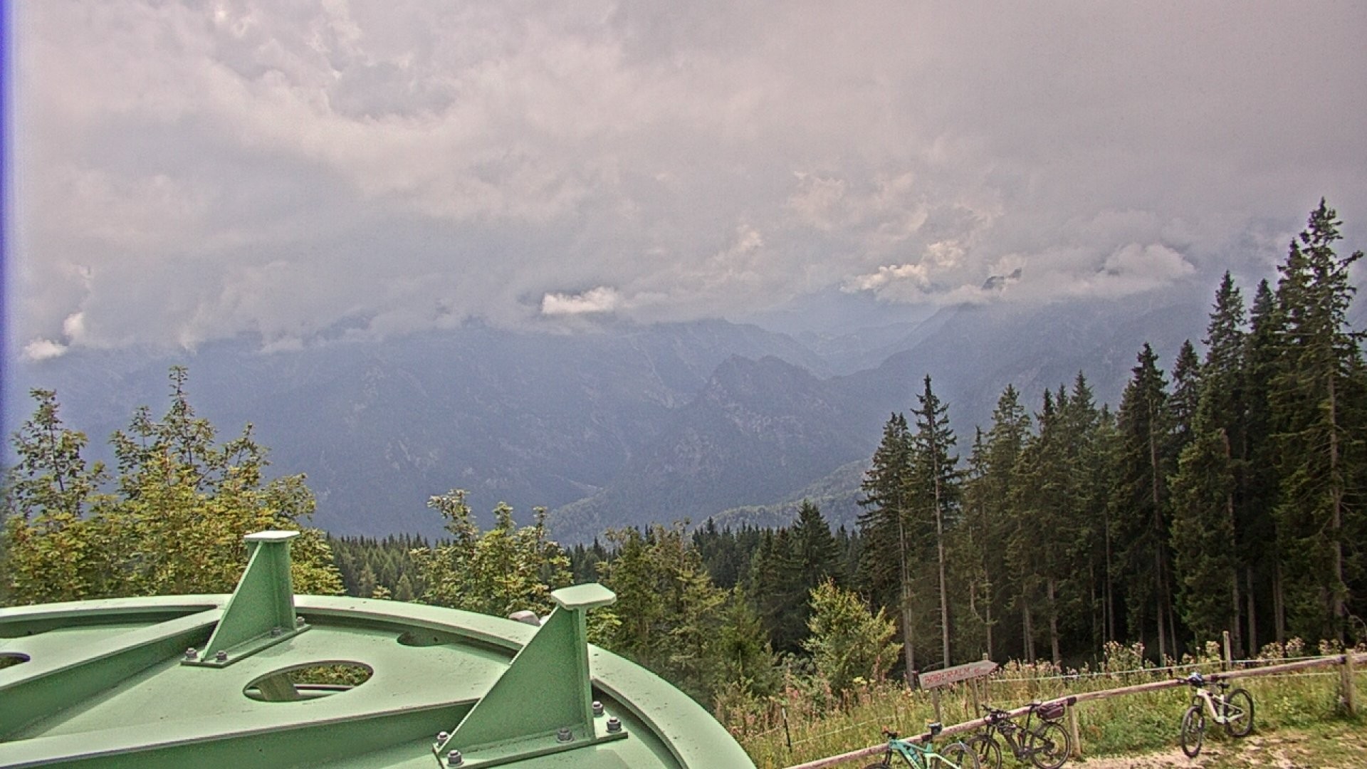 Archived image Webcam Ruhpolding: Top station Unternberg