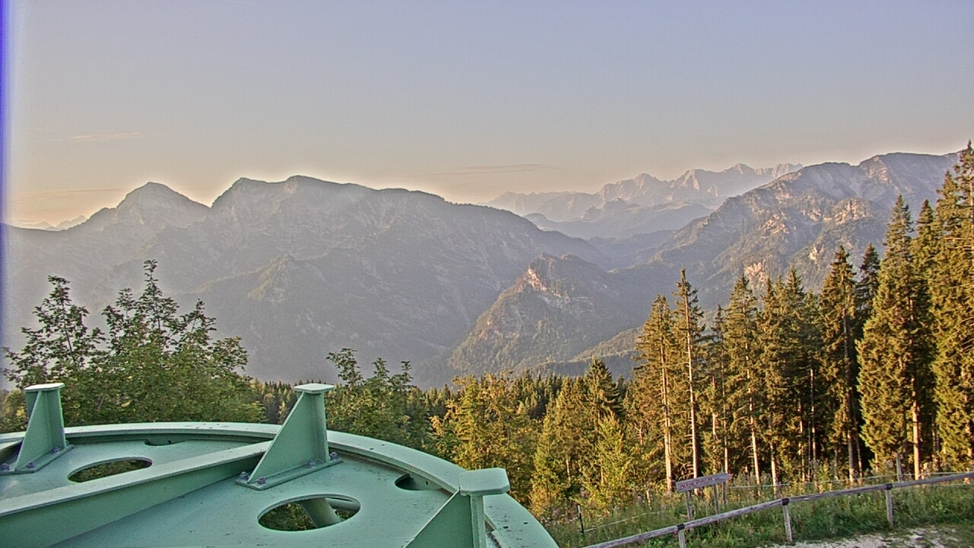 Archiv Foto Webcam Ruhpolding: Bergstation am Unternberg