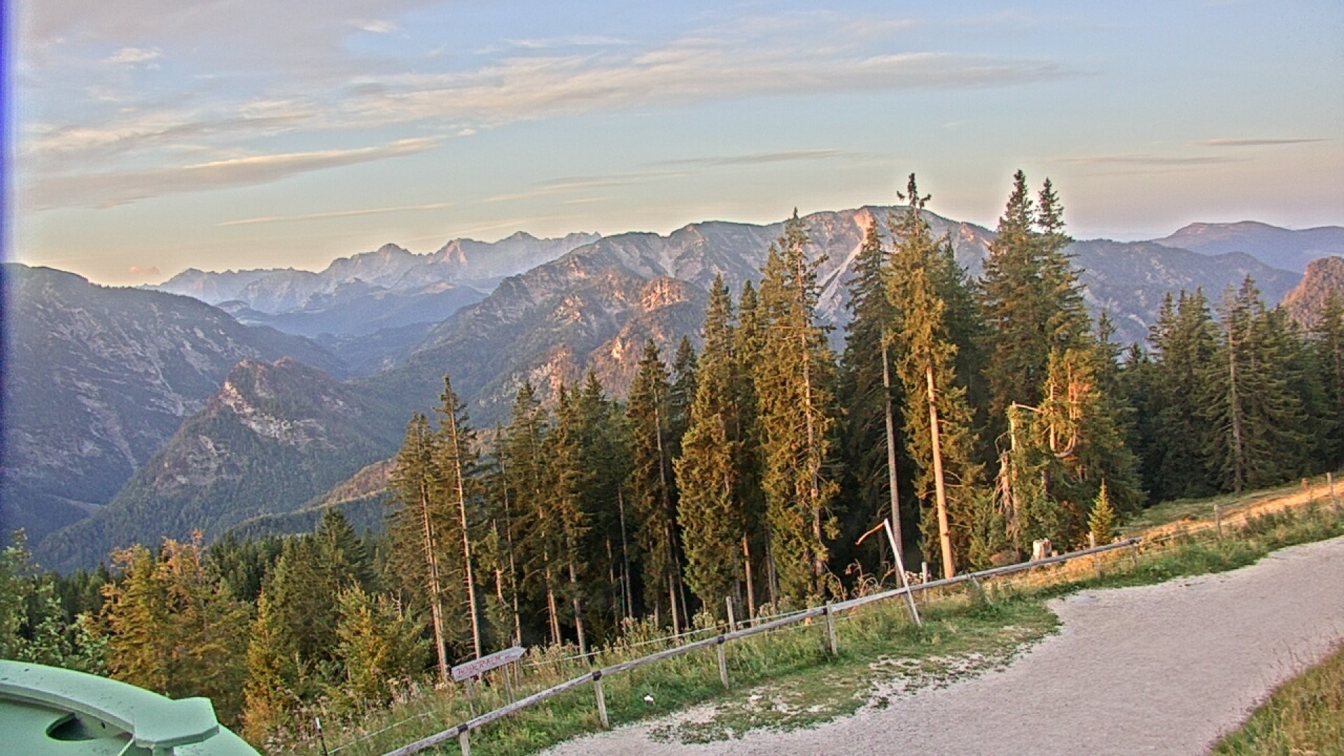 Archiv Foto Webcam Ruhpolding: Bergstation am Unternberg