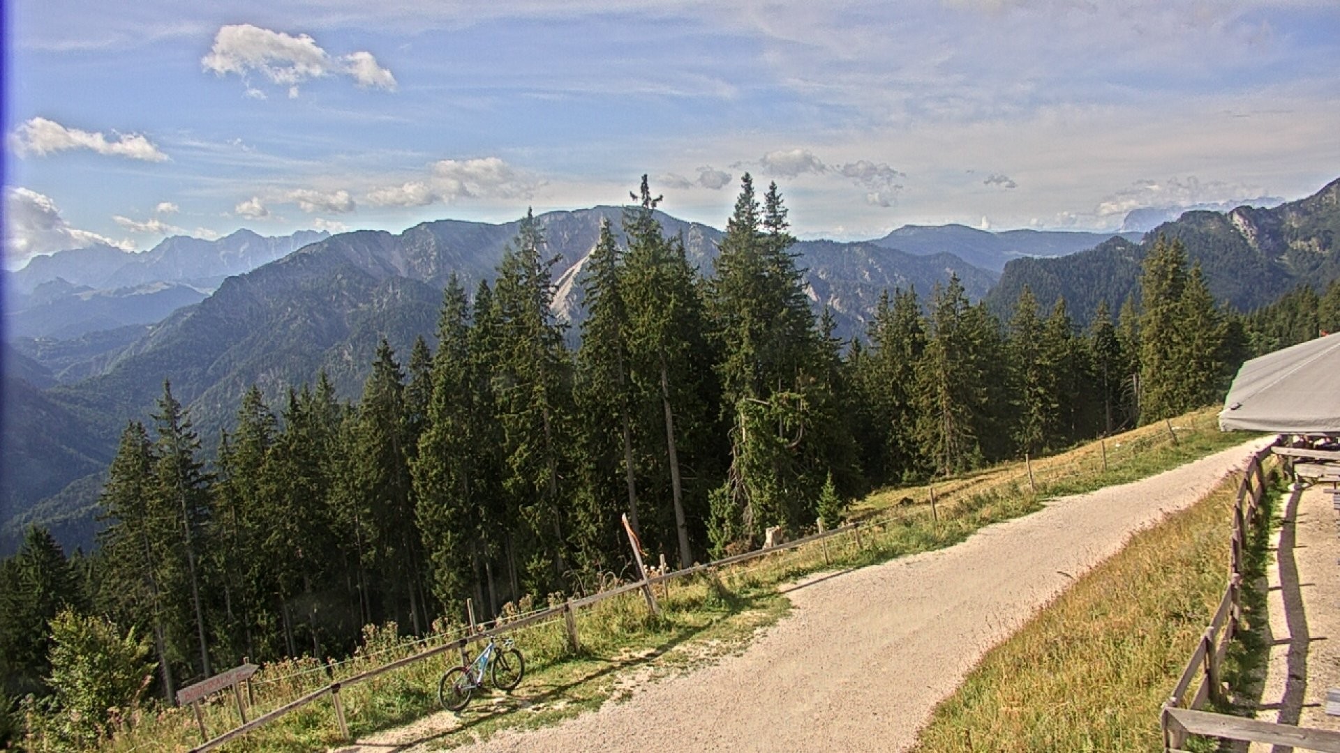 Archiv Foto Webcam Ruhpolding: Bergstation am Unternberg