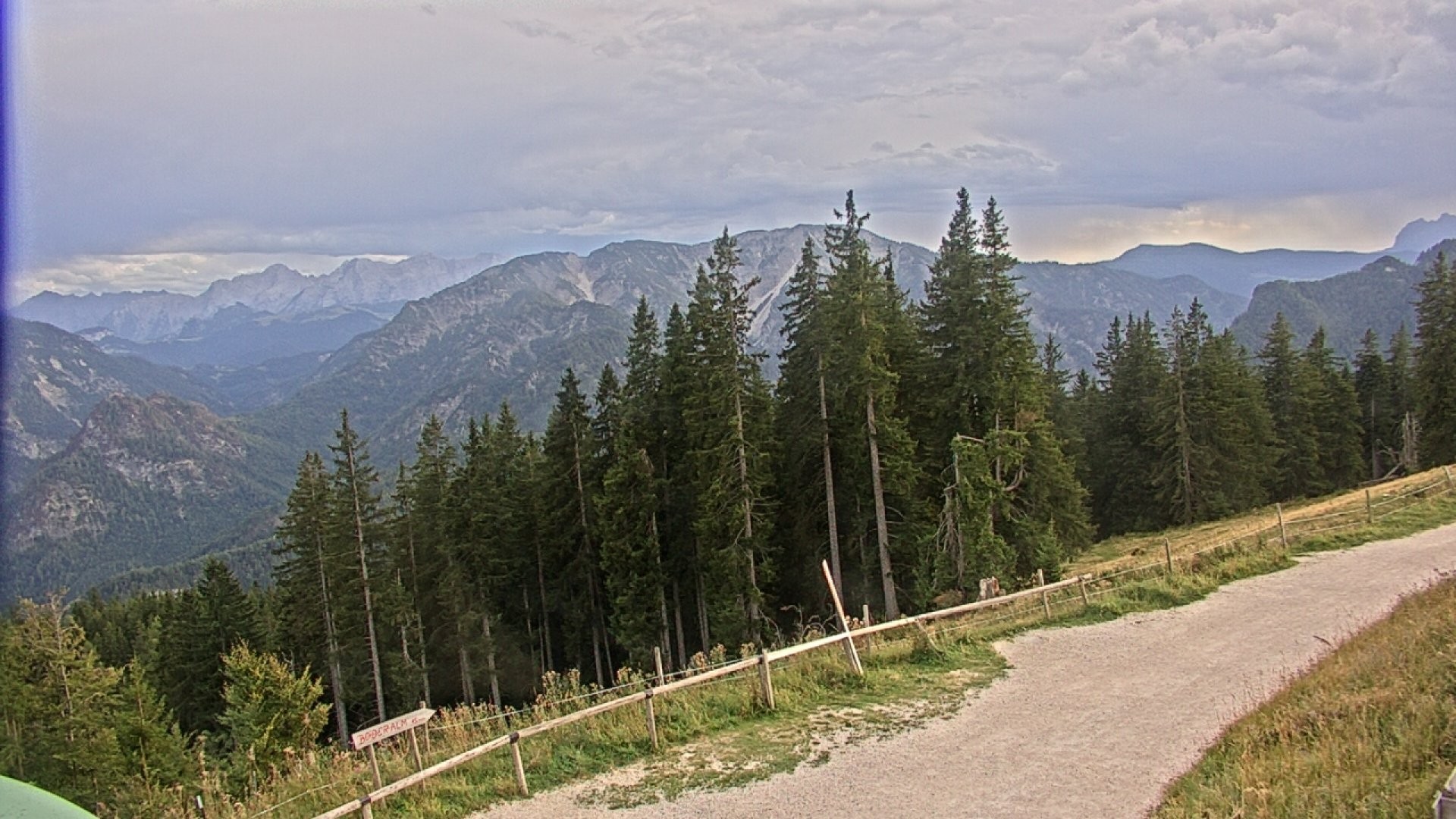 Archiv Foto Webcam Ruhpolding: Bergstation am Unternberg