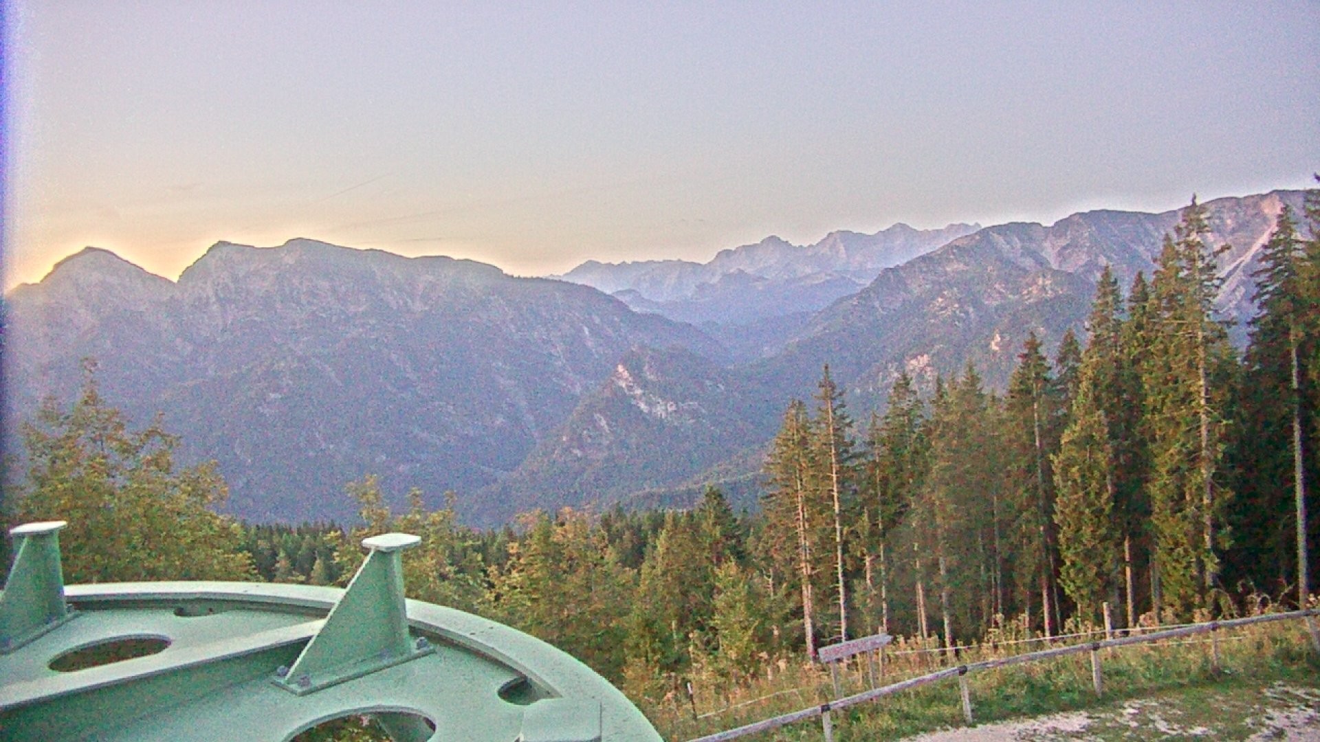 Archiv Foto Webcam Ruhpolding: Bergstation am Unternberg