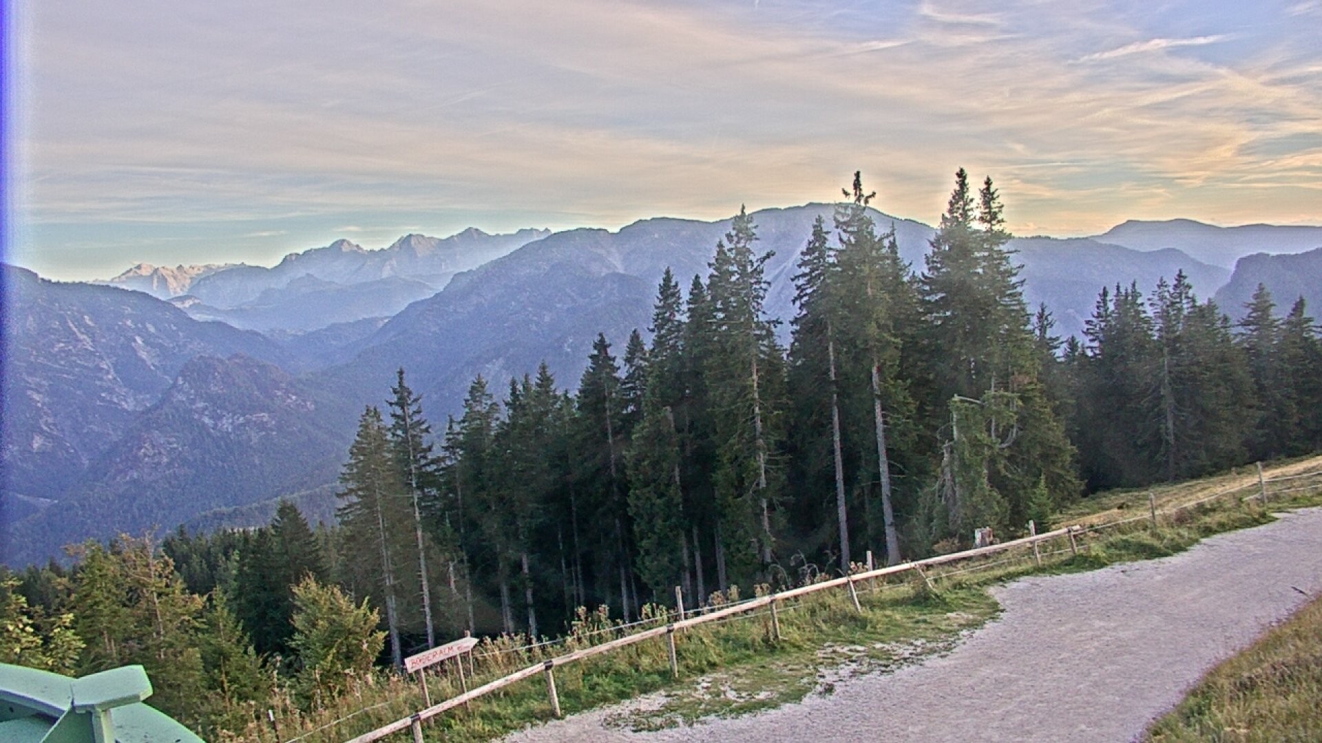 Archiv Foto Webcam Ruhpolding: Bergstation am Unternberg
