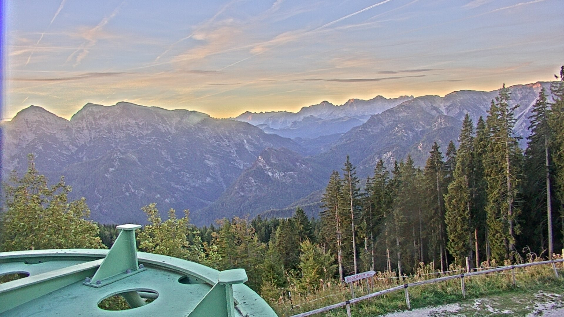 Archiv Foto Webcam Ruhpolding: Bergstation am Unternberg