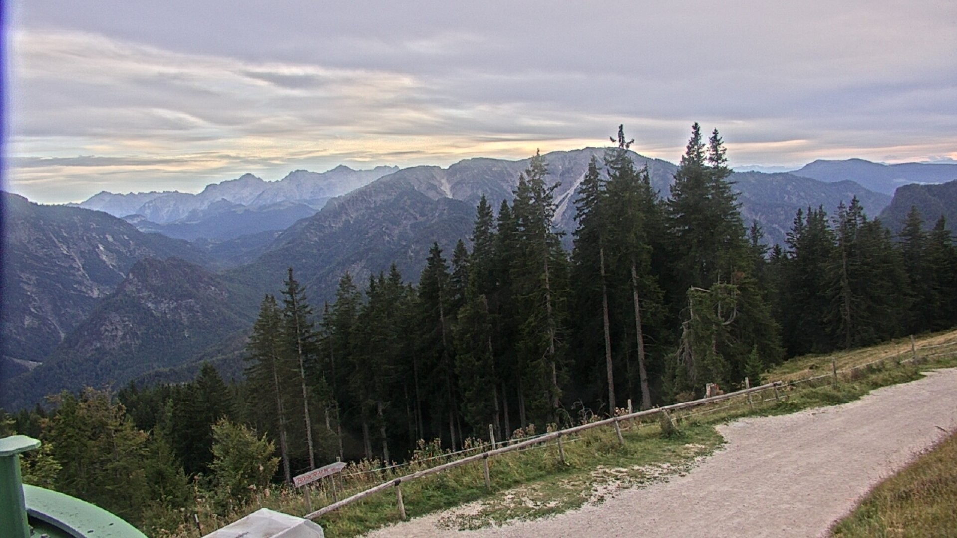 Archiv Foto Webcam Ruhpolding: Bergstation am Unternberg